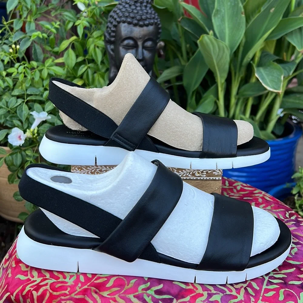 New Black Leather Strappy Slip On Cushion Sandals - Picture 3 of 15